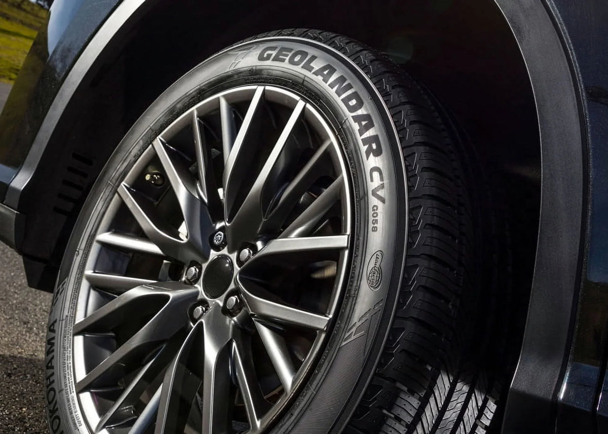 Yokohama Geolandar CV G058 225/55R17 97V BW All Season Tire