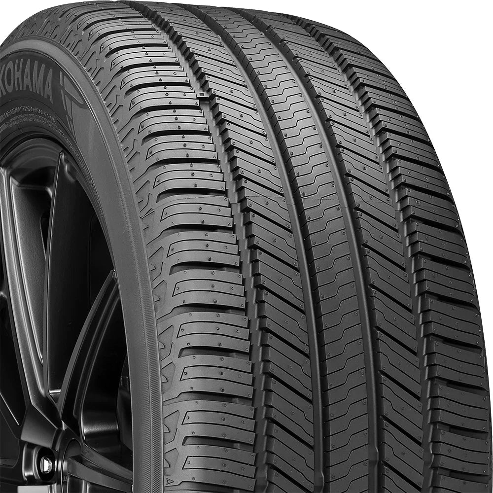 Yokohama Geolandar CV G058 225/55R17 97V BW All Season Tire
