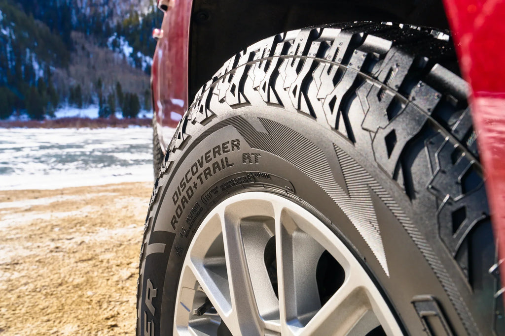 Cooper Discoverer Road+Trail AT 255/70R18 116T All-Terrain Tire