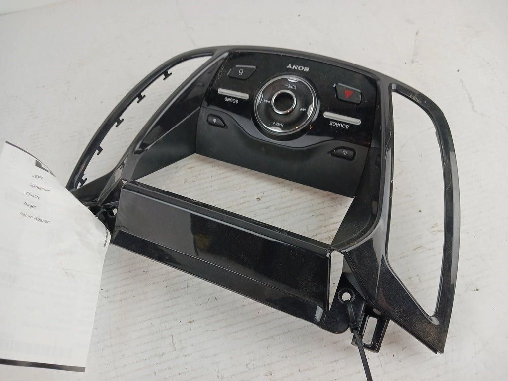 Pre-Owned 2013 Ford Escape Radio Control Panel OEM (Good)