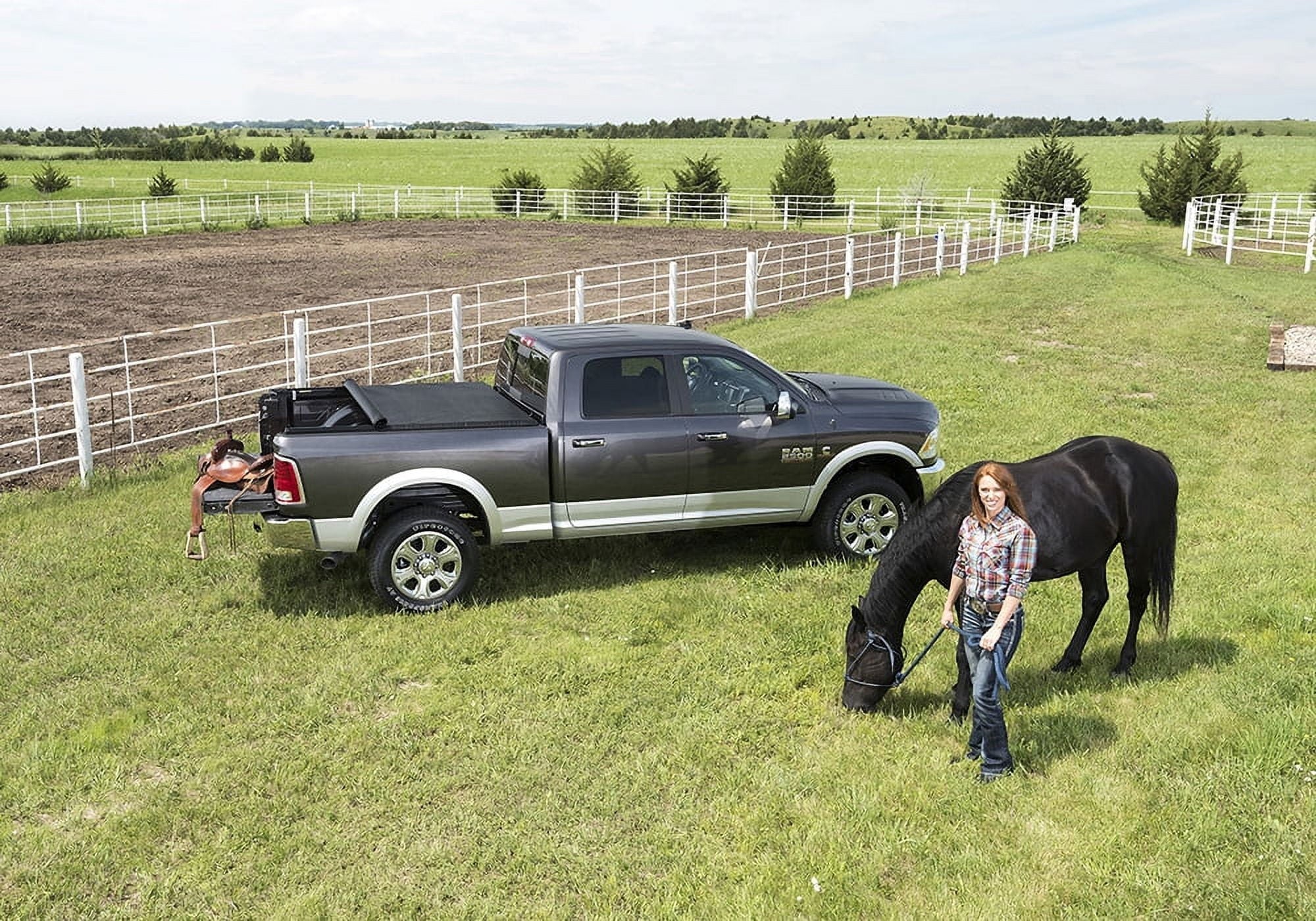 Truxedo Truxport Soft Roll Up Truck Bed Tonneau Cover | 281601 | Compatible with 1999-2006, 2007 Classic Chevy/GMC Silverado/Sierra 1500 8' Bed (96")