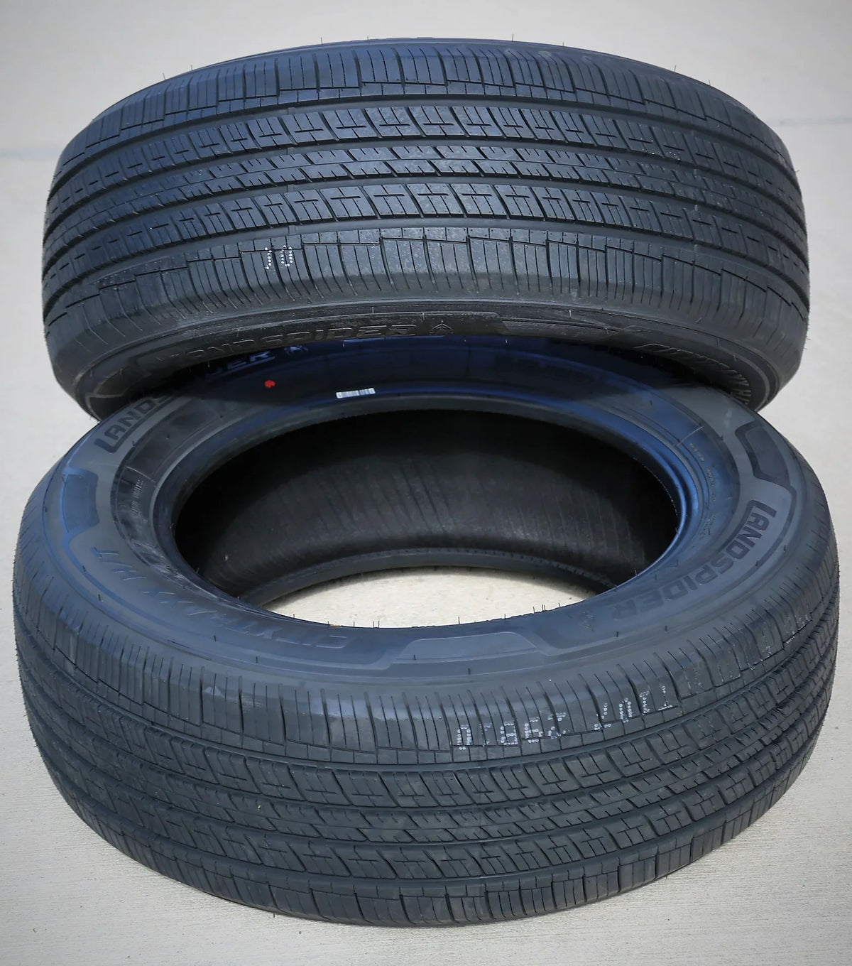 LANDSPIDER CITYTRAXX H/T LT275/65R18 123/120S E BSW ALL SEASON TIRE Fits: 2019-23 Chevrolet Silverado 1500 LT Trail Boss, 2004-08 Ford F-150 FX4
